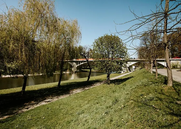 River Side 3/18 דירה